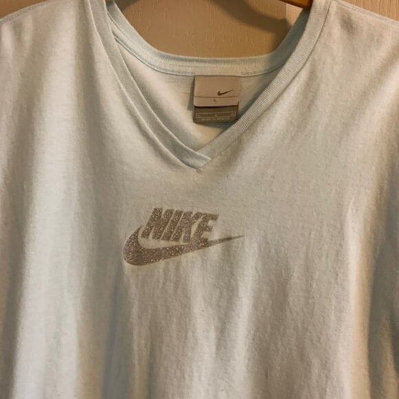 NIKE Vintage Women's Size L V-Neck T-Shirt Lt. Blue Long Sleeve 100% Cotton - Picture 6 of 6